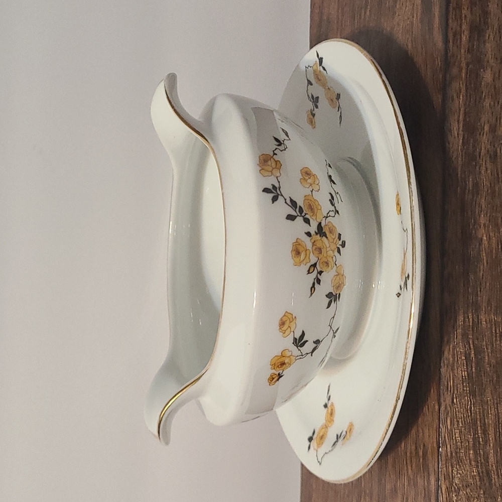 Gravy Boat RARE Vintage TK Thuny Czechoslovakia Porcelain China